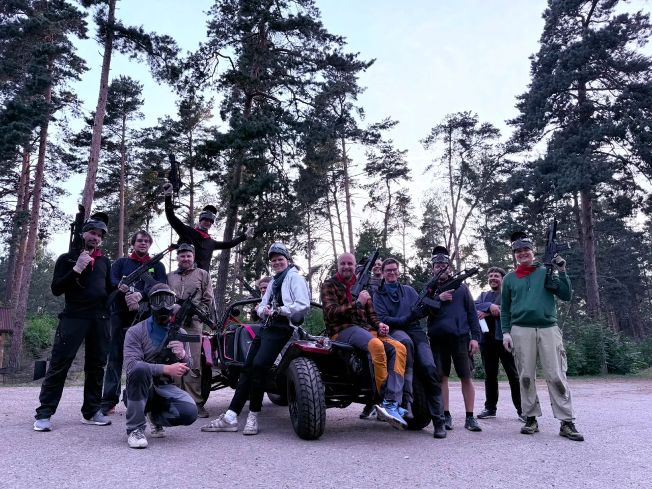 airsoft vecpuišu ballītē