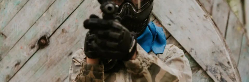 Into the battle zone: indoor vs outdoor paintball fields