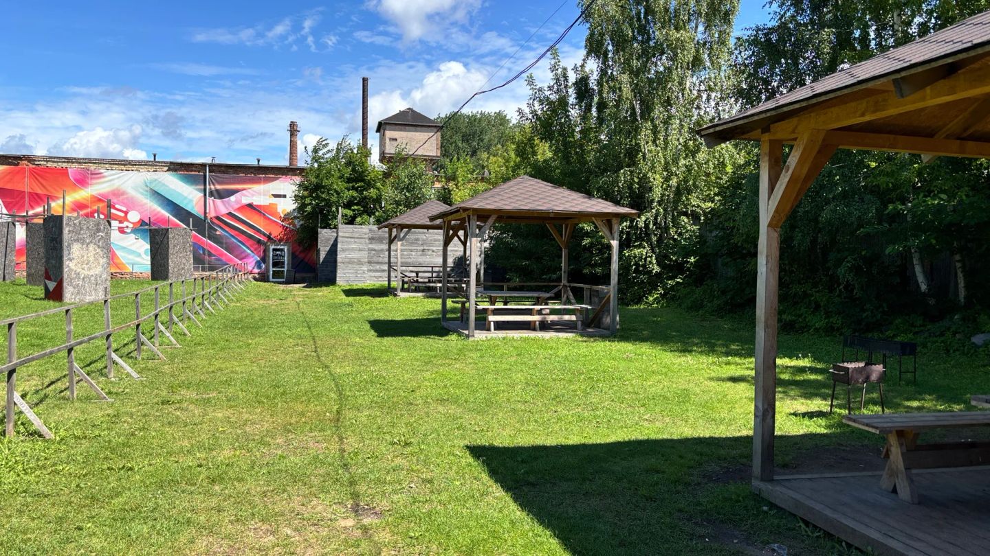 šampētera āra atpūtas zona