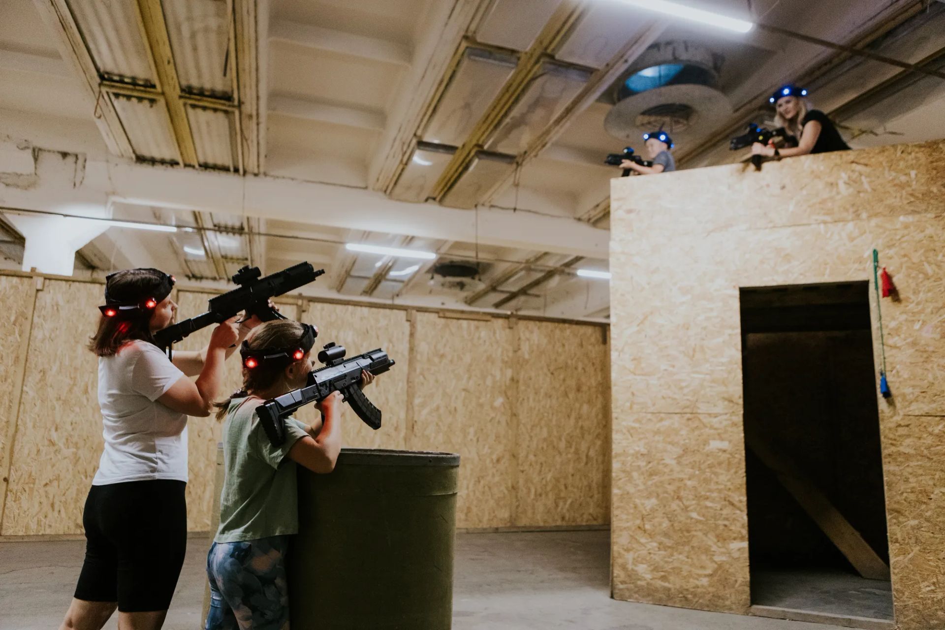 laser tag team game at GUNSnLASERS entertainment parks